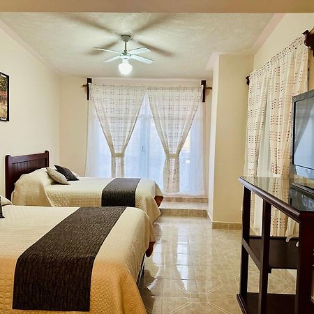 Hotel Monarca Tlalpujahua de Rayón エクステリア 写真