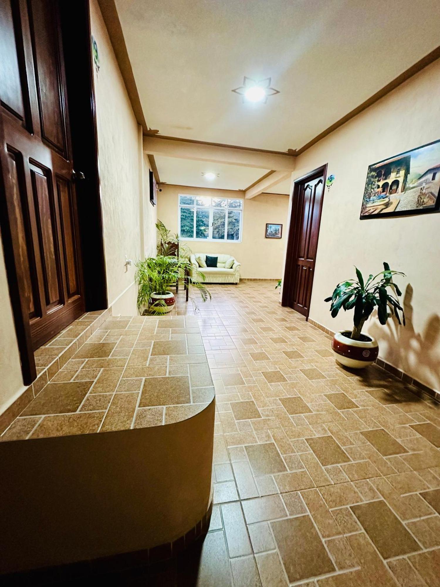 Hotel Monarca Tlalpujahua de Rayón エクステリア 写真